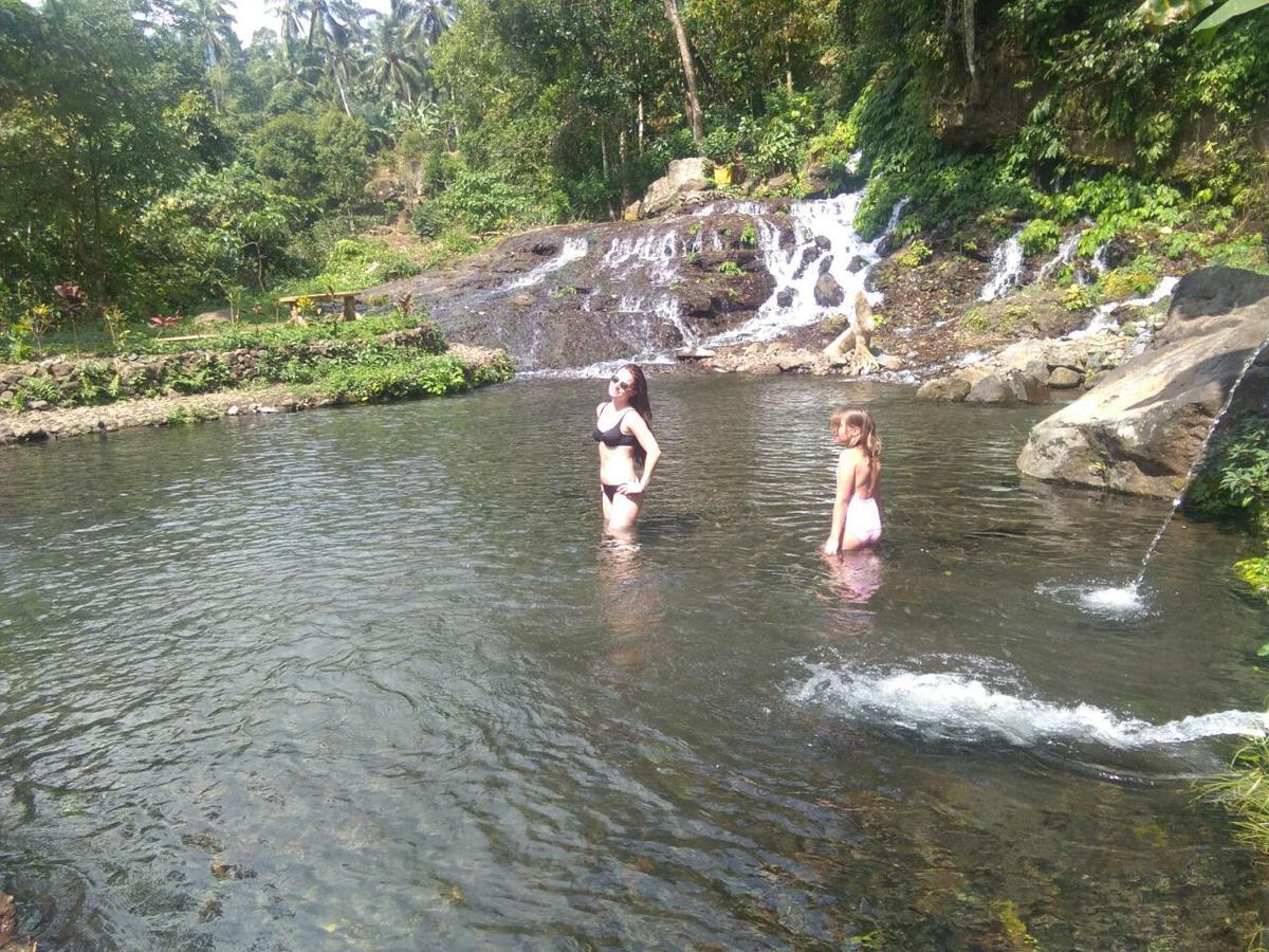 Sugi Gede Homestay Singaraja Esterno foto