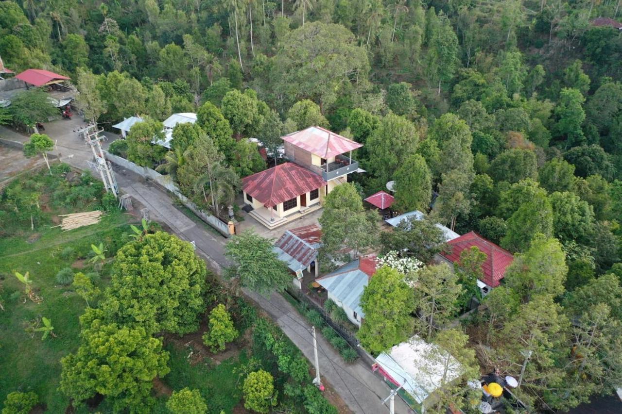 Sugi Gede Homestay Singaraja Esterno foto